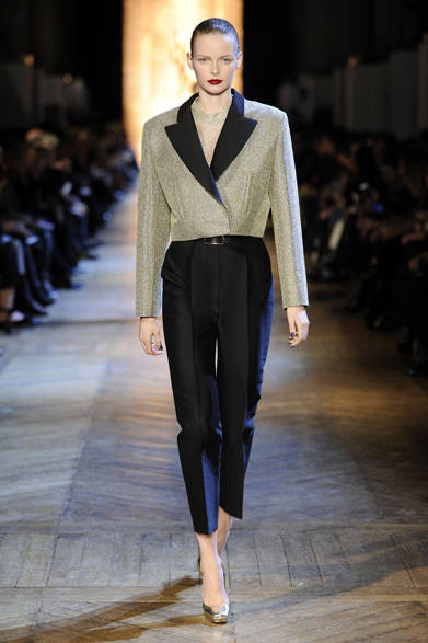 <strong>YVES SAINT LAURENT｜イヴ・サンローラン</strong>　2012-13年秋冬コレクション速報