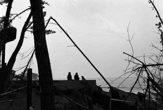 <strong>ART｜鷲尾和彦 写真展『遠い水平線』 </strong> ©WASHIO Kazuhiko