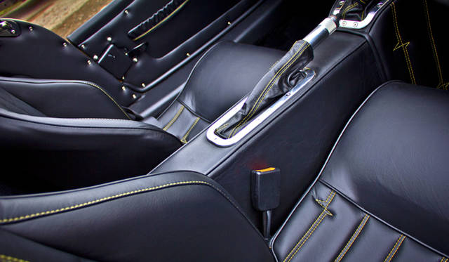 <strong>Morgan Motor Company Plus E｜モーガン モーター カンパニー プラスE</strong>