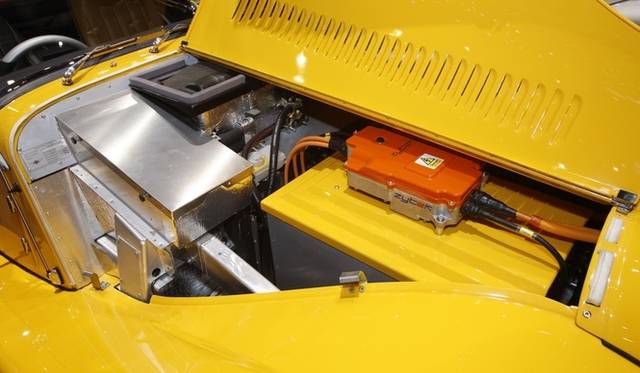 <strong>Morgan Motor Company Plus E｜モーガン モーター カンパニー プラスE</strong>