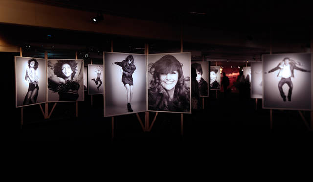 <strong>谷川じゅんじ｜Composing Days</strong>　Power People by Leslie Kee