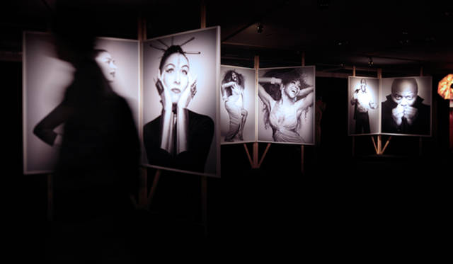 <strong>谷川じゅんじ｜Composing Days</strong>　Power People by Leslie Kee