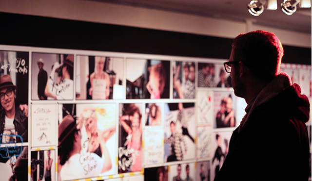 <strong>谷川じゅんじ｜Composing Days</strong>　Power People by Leslie Kee