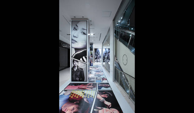 <strong>谷川じゅんじ｜Composing Days</strong>　Power People by Leslie Kee