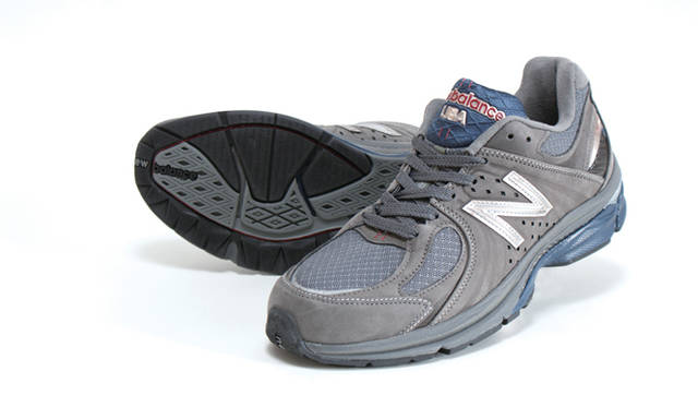 <strong>new balance│ニューバランス</strong> フラッグシップモデル1000シリーズの2年ぶりの新作「M2040」。