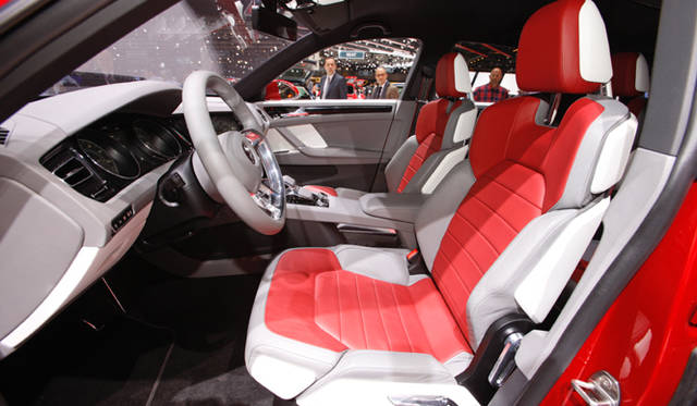 <strong>Volkswagen Cross Coupe｜フォルクスワーゲン クロスクーペ</strong>