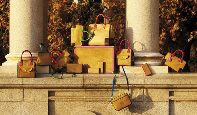 <strong>LOEWE│ロエベ</strong>　