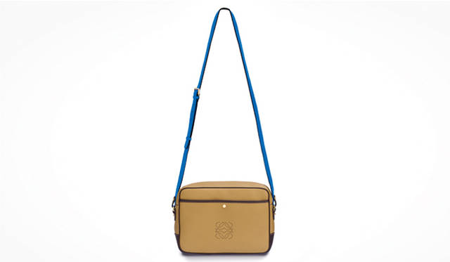 <strong>LOEWE│ロエベ</strong>　