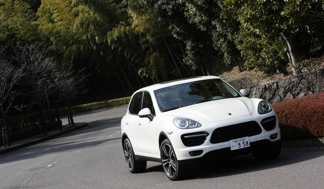 <strong>PORSCHE Cayenne turbo｜ポルシェ カイエン ターボ</strong>　