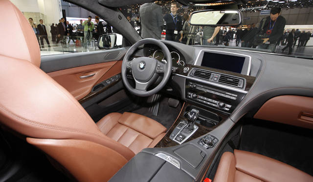 <strong>BMW ｜ビー・エム・ダブリュー</strong>