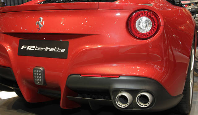 <strong>Ferrari F12 Berlinetta｜フェラーリ F12 ベルリネッタ</strong>
