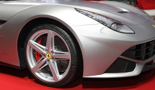 <strong>Ferrari F12 Berlinetta｜フェラーリ F12 ベルリネッタ</strong>