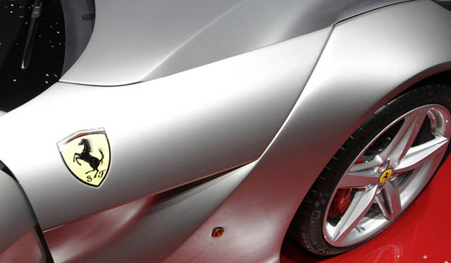 <strong>Ferrari F12 Berlinetta｜フェラーリ F12 ベルリネッタ</strong>