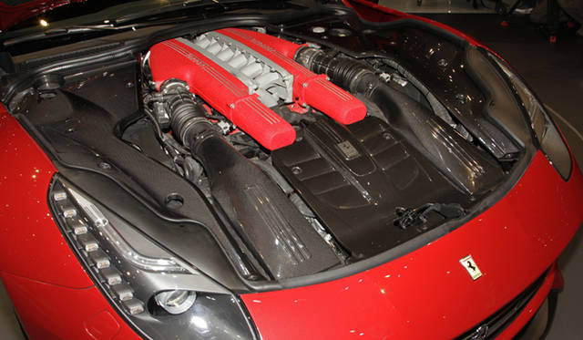 <strong>Ferrari F12 Berlinetta｜フェラーリ F12 ベルリネッタ</strong>