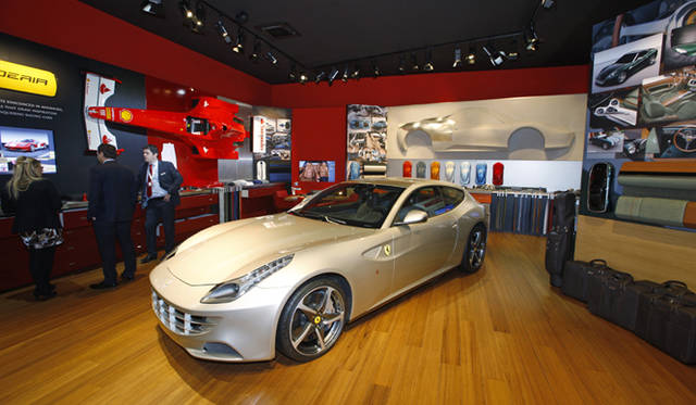 <strong>Ferrari FF｜フェラーリ FF</strong>