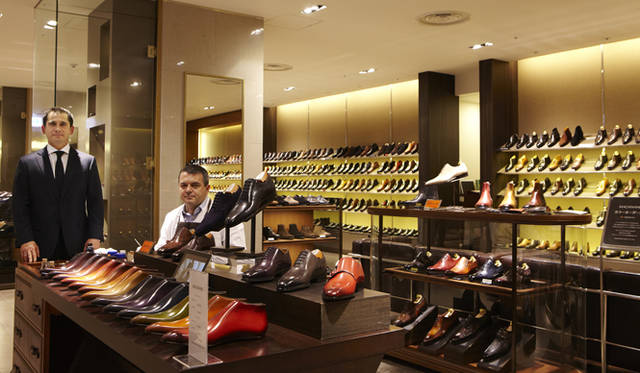 <strong>MAGNANNI│マグナーニ</strong> 同族経営を貫くマグナーニ。左から弟のパスクァル・ブランコ氏と兄ミゲール・ブランコ氏。