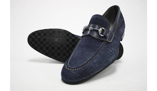 <strong>MAGNANNI│マグナーニ</strong> 2012春夏の最新モデルは4月下旬より発売予定。