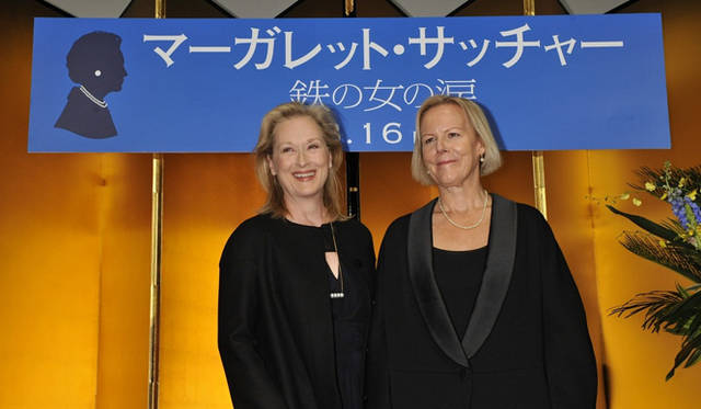 <strong>MOVIE｜メリル・ストリープ、アカデミー賞主演女優賞受賞！ 　『マーガレット・サッチャー 鉄の女の涙』</strong><br />舞台挨拶でメリルは、オスカー受賞について「この歳だから感動しないとおもっていたけど、頭が真っ白になって興奮したわ！」とよろこびを語り、また日本へは「3.11から1年。未来と希望は絶対にあると伝えたい」とエールも。 