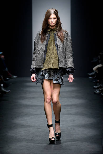 <strong>N°21｜ヌメロ ヴェントゥーノ</strong>　2012-13年秋冬コレクション速報