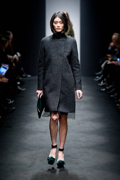 <strong>N°21｜ヌメロ ヴェントゥーノ</strong>　2012-13年秋冬コレクション速報