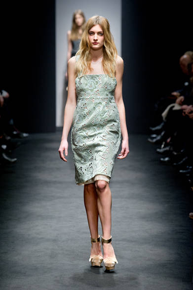 <strong>N°21｜ヌメロ ヴェントゥーノ</strong>　2012-13年秋冬コレクション速報