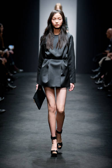 <strong>N°21｜ヌメロ ヴェントゥーノ</strong>　2012-13年秋冬コレクション速報