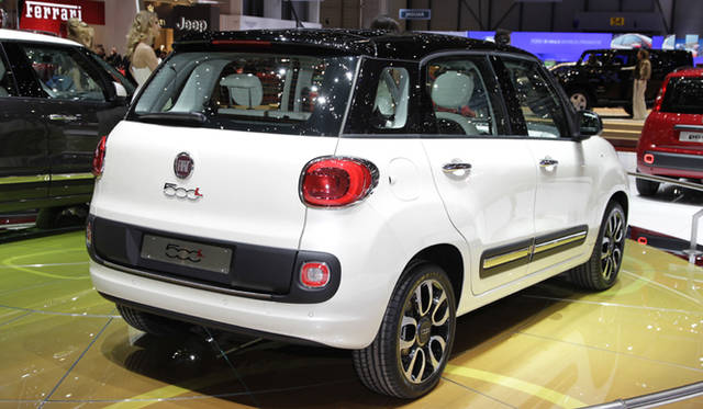 <strong>Fiat 500L│フィアット 500L</strong>