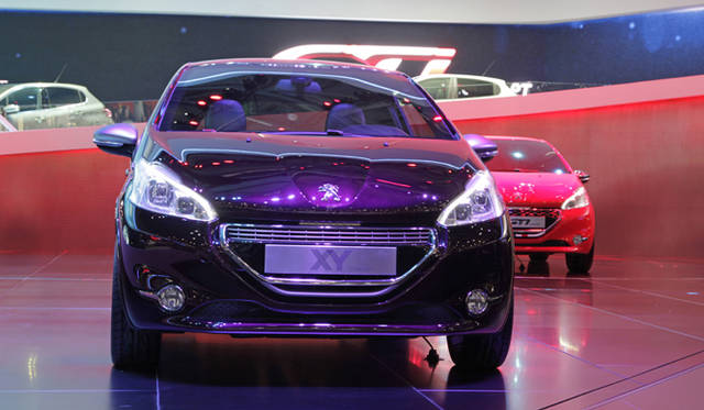<strong>Peugeot 208 XY Concept｜プジョー208 XYコンセプト</strong>