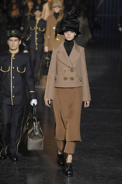 <strong>LOUIS VUITTON｜ルイ・ヴィトン</strong>　2012-13年秋冬コレクション