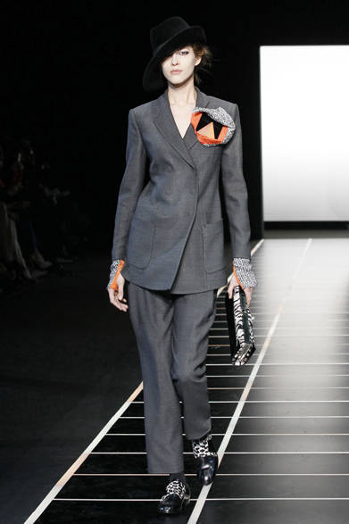 <strong>GIORGIO ARMANI｜ジョルジオ アルマーニ</strong>　