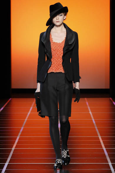 <strong>GIORGIO ARMANI｜ジョルジオ アルマーニ</strong>　