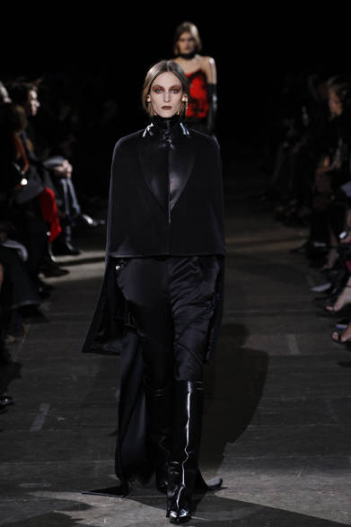 <strong>Givenchy by Riccardo Tisci｜ジバンシィ バイ リカルド ティッシ</strong>　2012-13年秋冬コレクション速報