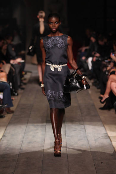 <strong>LOEWE｜ロエベ</strong>　2012-13年秋冬コレクション速報