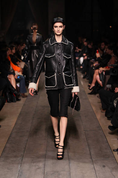 <strong>LOEWE｜ロエベ</strong>　2012-13年秋冬コレクション速報