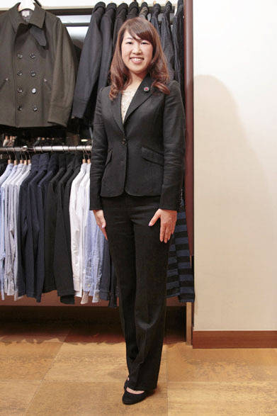 <strong>UNITED ARROWS green label relaxing｜ユナイテッドアローズ グリーンレーベル リラクシング</strong>　『新宿三越アルコット店』スタッフ 西野亜美さん