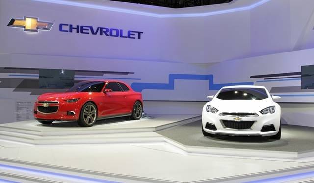 <h2>82e Salon International de l’Auto｜第82回ジュネーブ国際モーターショー</h2>ジュネーブ国際モーターショーでは洋の東西、規模の大小を問わずバラエティ豊かなブースが出展され、日本になじみのうすいブランドやコーチビルダーなどもユニークな展示をおこなっている。そこで、これまで紹介しきれなかった展示車両をここに一挙にご紹介。並び順はブランドのアルファベット順になっております。<br /><br /><br />北米オートショーでワールドプレミアを果たした、シボレーの小型セダンコセンプトがジュネーブでも登場。