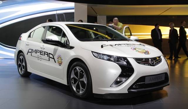 <strong>OPEL AMPERA｜オペル アンペラ</strong>