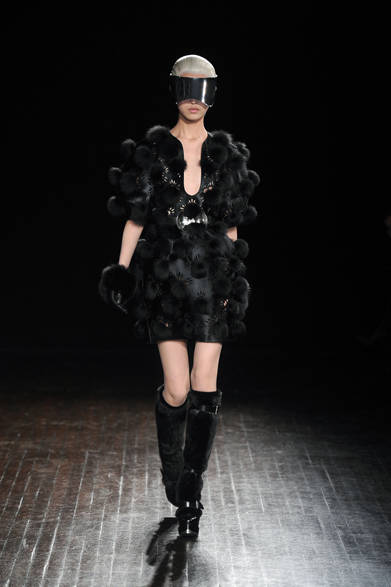 <strong>ALEXANDER McQUEEN｜アレキサンダー・マックイーン</strong>　2012-13年秋冬コレクション速報