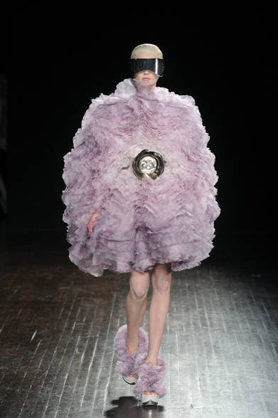 <strong>ALEXANDER McQUEEN｜アレキサンダー・マックイーン</strong>　2012-13年秋冬コレクション速報