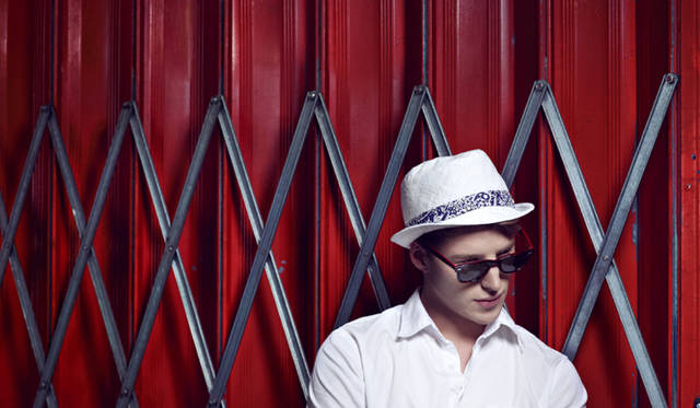 <strong>misa harada｜ミサハラダ</strong>　デザイナー 原田美砂、2012春夏コレクションを語る　2012年春夏メンズ「エッセンシャル・コレクション」イメージビジュアル