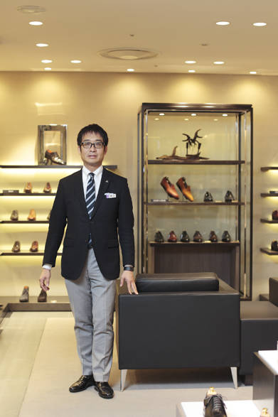  <strong>阪急MEN’S TOKYO｜4月 “アーバン ラギッド”</strong>　阪急紳士雑貨商品部長　寄川博之氏