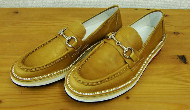 <strong>HIROSHI TSUBOUCHI｜ヒロシ ツボウチ</strong>　2012春夏コレクション　3万5700円（HIROSHI TSUBOUCHI）