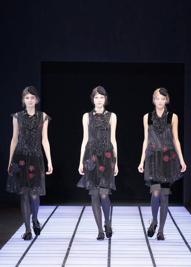 <strong>EMPORIO ARMANI｜エンポリオ アルマーニ</strong>　2012-13年秋冬コレクション速報