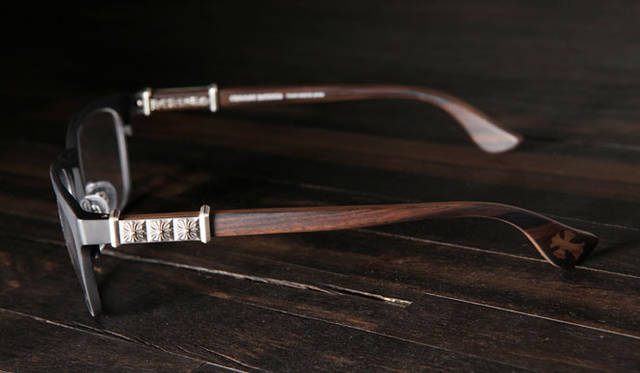 <strong>CHROME HEARTS｜クロムハーツ</strong>　モデル“SLHOOKER”19万4250円