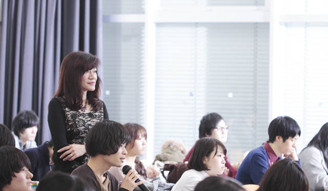 <strong>信國太志×中野香織　明治大学　白熱ファッション講座</strong>