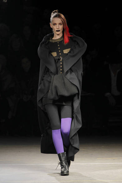 <strong>YOHJI YAMAMOTO｜ヨウジヤマモト</strong>　2012-13年秋冬コレクション速報