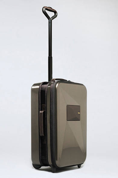 <strong>TUMI｜トゥミ</strong>　Dror for TUMIコレクション　ドロール・インターナショナル・エクスパンダブル・キャリーオン 10万5000円（H54×W35×D21.5cm）