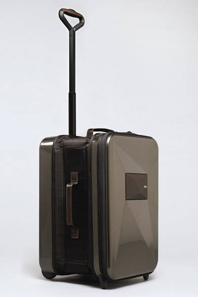 <strong>TUMI｜トゥミ</strong>　Dror for TUMIコレクション　ドロール・インターナショナル・エクスパンダブル・キャリーオン 10万5000円（H54×W35×D21.5cm）