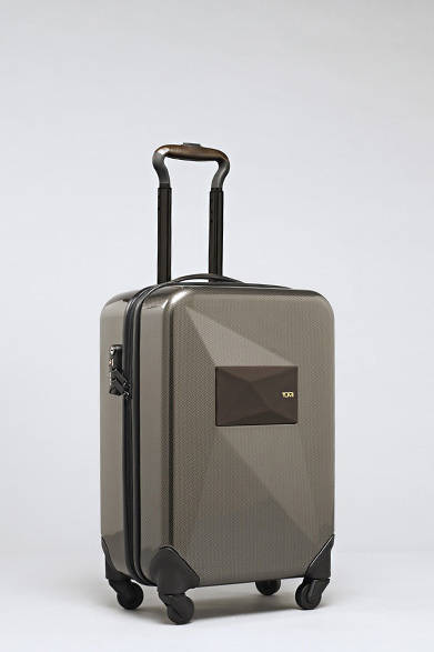 <strong>TUMI｜トゥミ</strong>　Dror for TUMIコレクション　ドロール・インターナショナル・キャリーオン 7万350円（56×35.5×23cm）