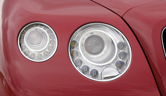 <strong>Bentley Continental GT V8｜ベントレー コンチネンタル GT V8</strong>